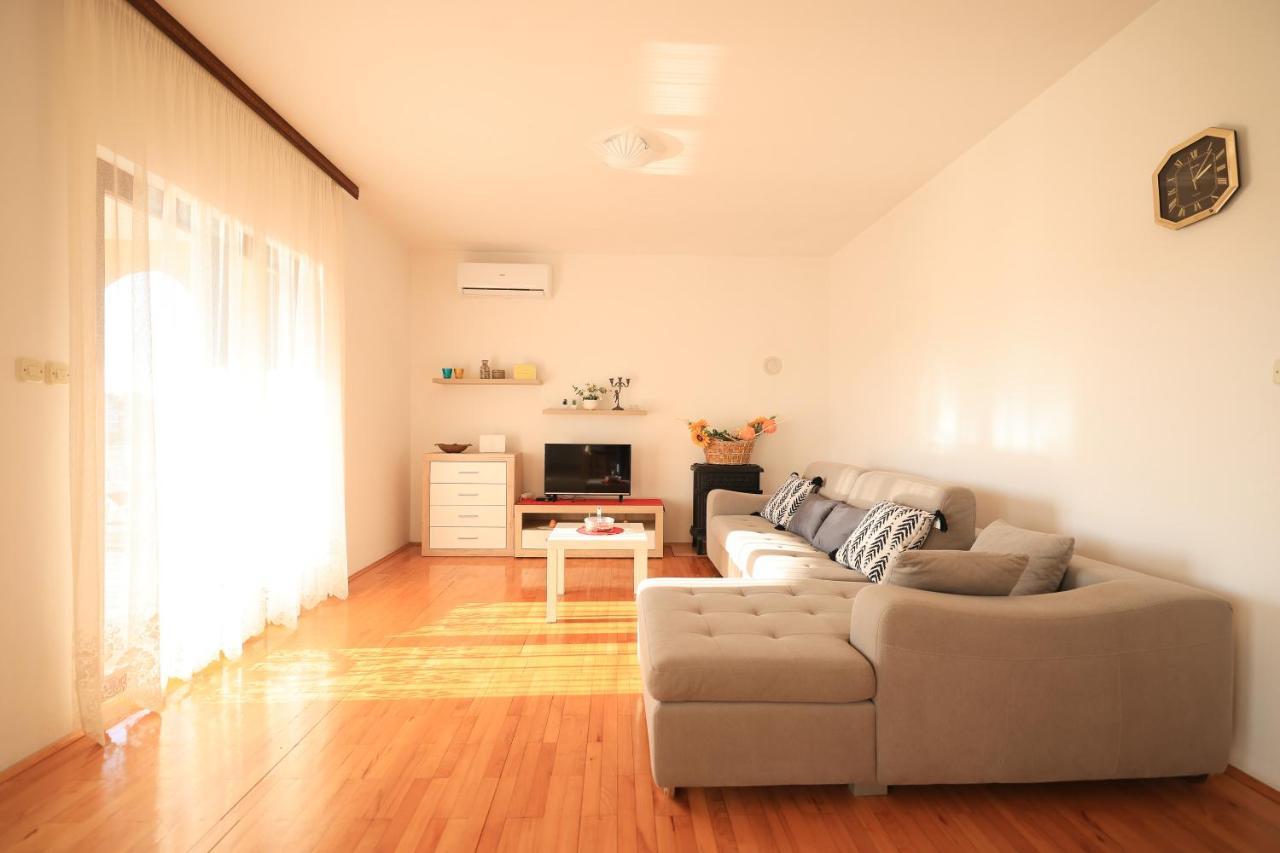 Apartments Ana Petrcane Luaran gambar