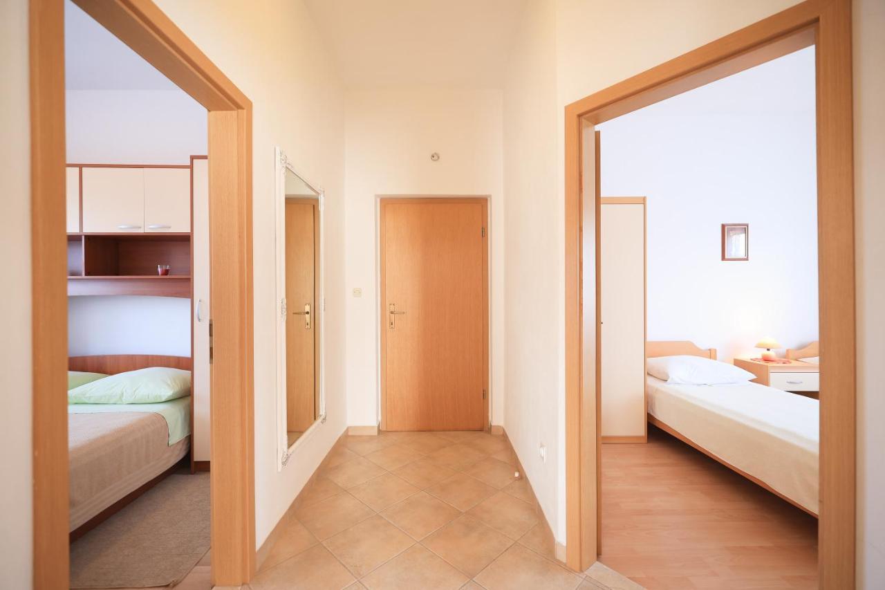 Apartments Ana Petrcane Luaran gambar