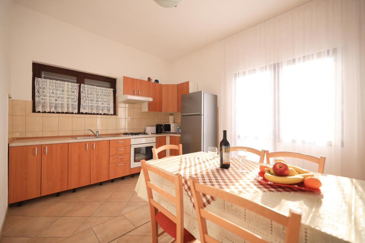Apartments Ana Petrcane Luaran gambar