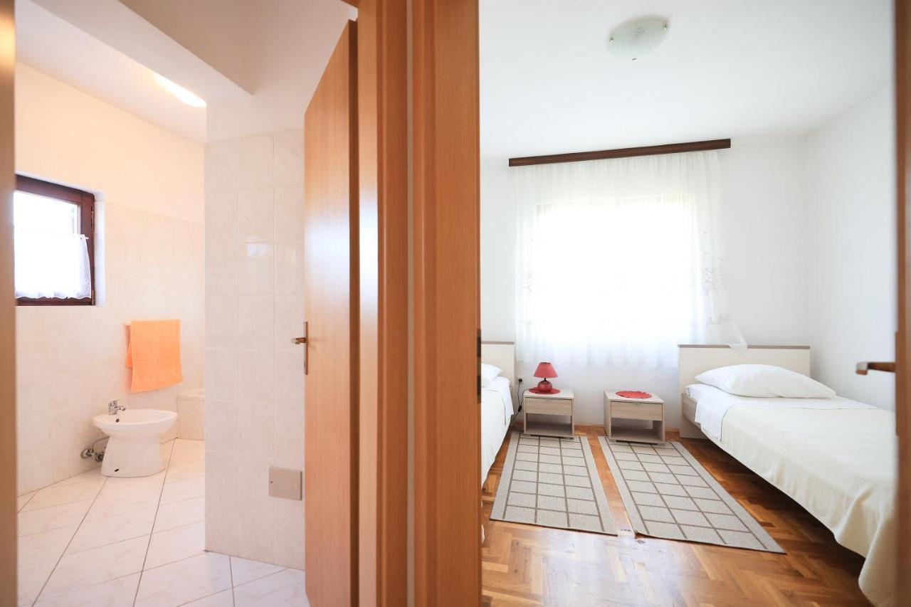 Apartments Ana Petrcane Luaran gambar