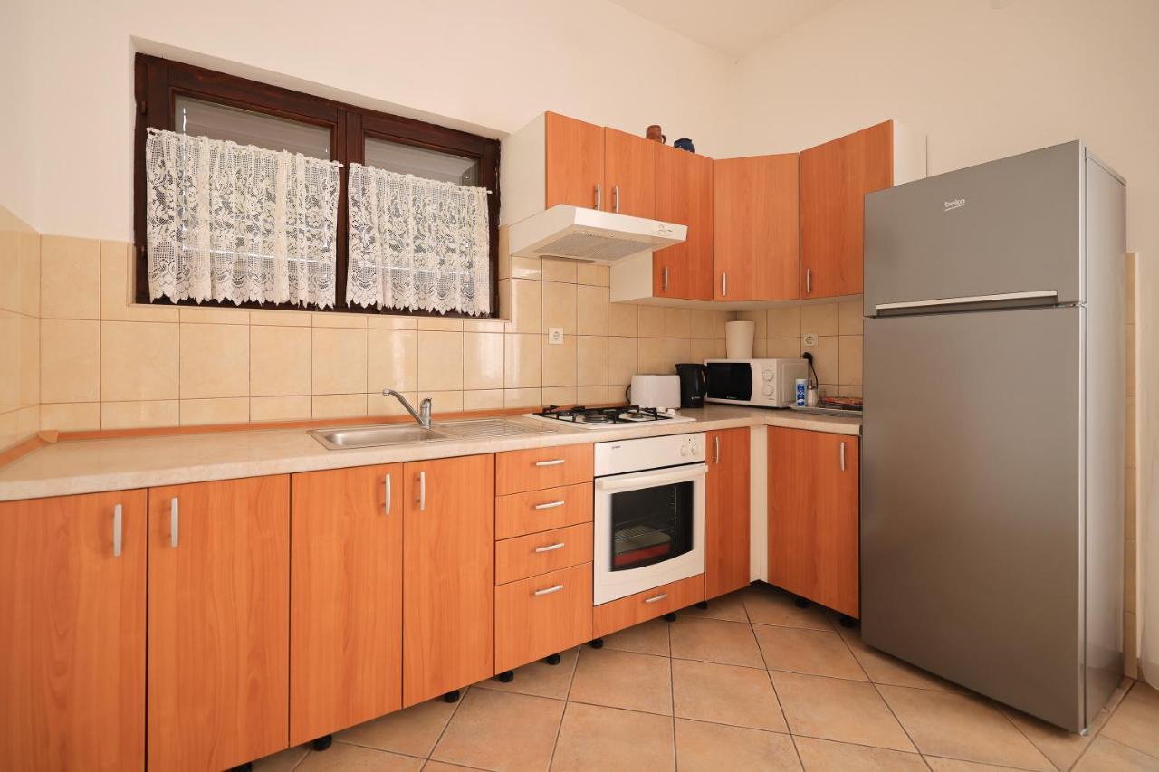 Apartments Ana Petrcane Luaran gambar